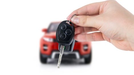 kluczyki i samochód