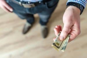 Kto może liczyć na zwrot kosztów kredytu przy wcześniejszej spłacie